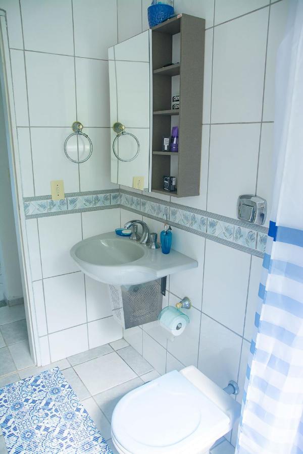 Linda Casa Com Lazer A 500M Da Praia Guaratuba Sp Bertioga Ngoại thất bức ảnh