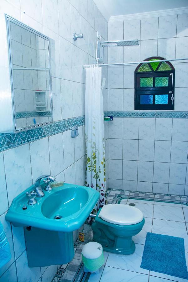 Linda Casa Com Lazer A 500M Da Praia Guaratuba Sp Bertioga Ngoại thất bức ảnh